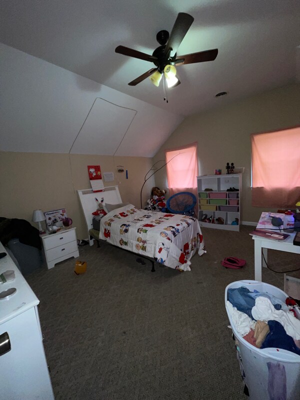 Foto del edificio - 34 Johnson Rd