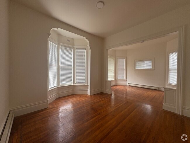 Building Photo - 2433 Buena Vista Ave