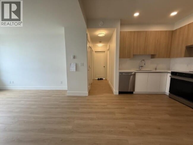 Building Photo - 11907-11223 223 St