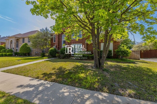 Building Photo - Recently Updated Plano Property with Modern Features and Serene Surroundings