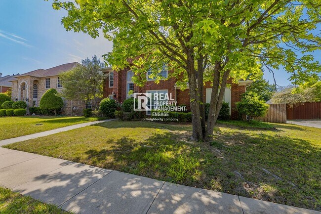 Foto del edificio - Recently Updated Plano Property with Modern Features and Serene Surroundings