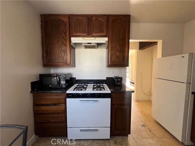 Foto del edificio - 5255 Denny Ave