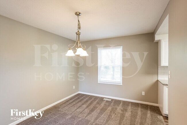 Foto del edificio - 8414 Castle Ridge Ln