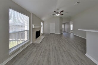 Building Photo - 18311 Autumn Trails Ln