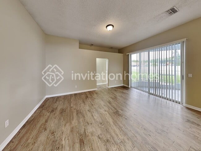 Building Photo - 1514 Davenport Dr