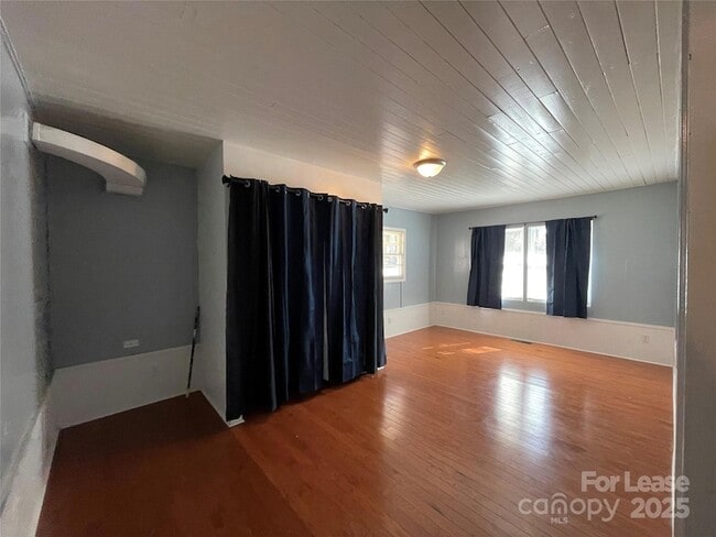 Building Photo - 5311 Princess St