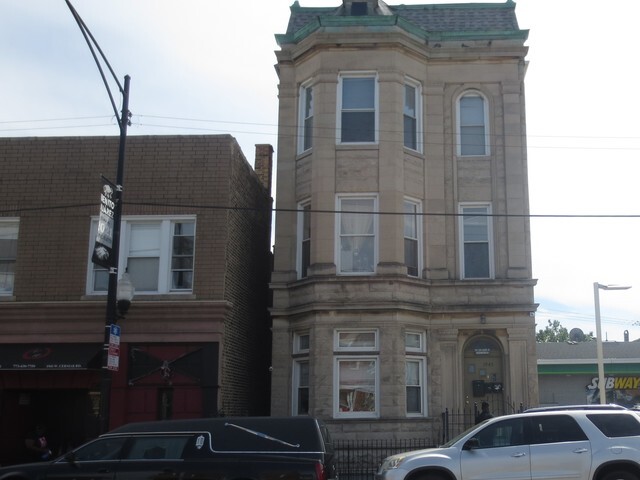 Foto del edificio - 1945 W Cermak Rd