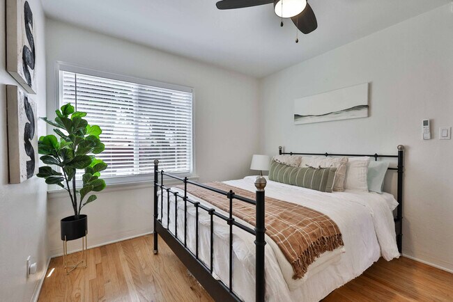 Foto del edificio - 4788 W Mountain View Dr