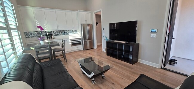 Foto del edificio - 2946 Side Saddle Ln