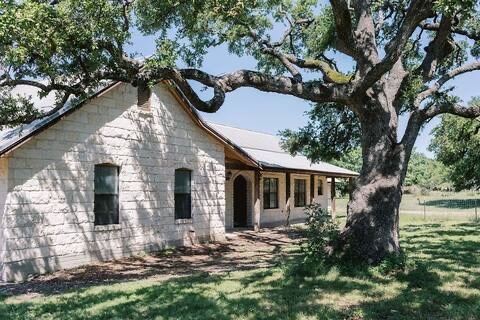 Primary Photo - 10610 Lyckman Ln