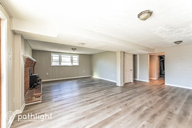 Foto del edificio - 8680 Lowell Road, Pomfret, MD, 20675