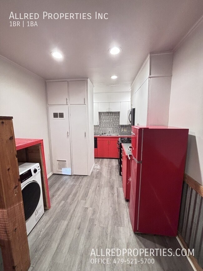 Foto del edificio - 621 N Leverett