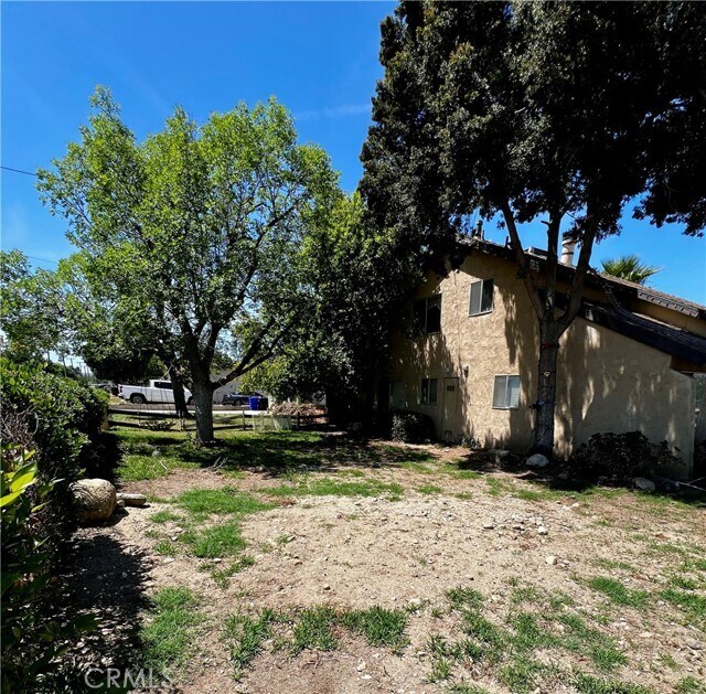 Building Photo - 1744 Capri Ave