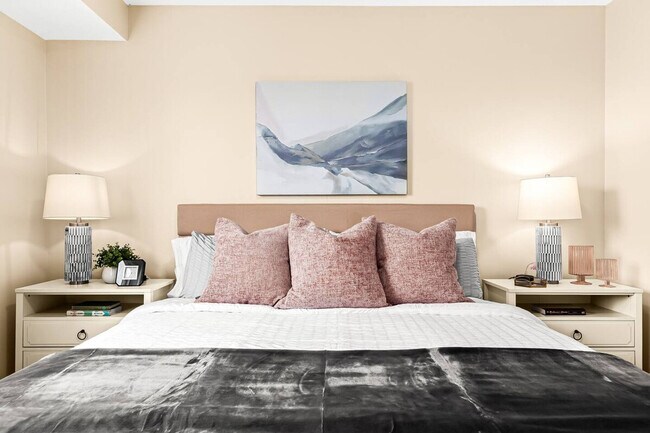 Building Photo - 27850 Gratiot Ave