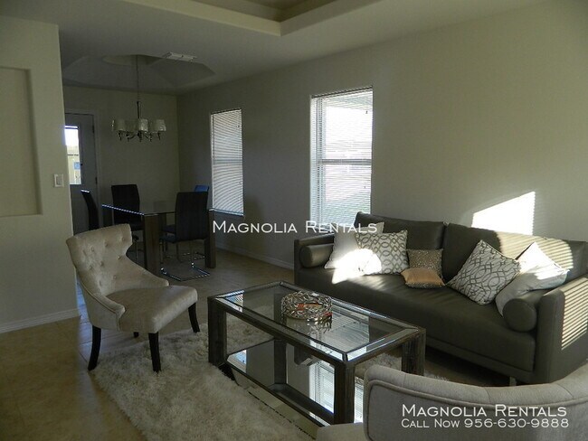 Foto del edificio - Tulipan Villas Apartments