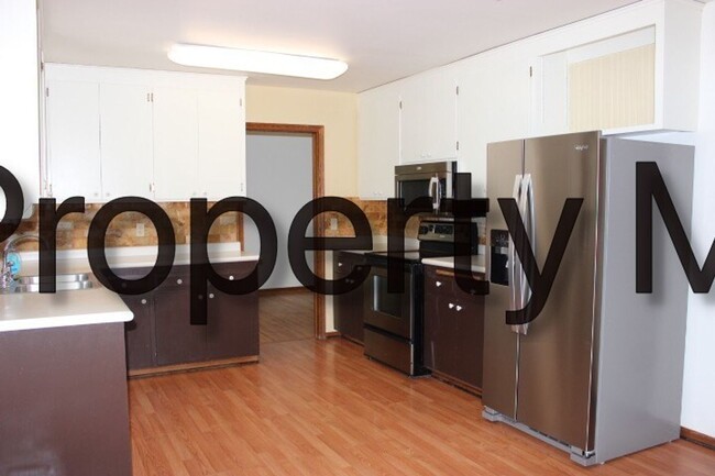 Foto del edificio - Edina Single Family Home, Hardwood Floors,...