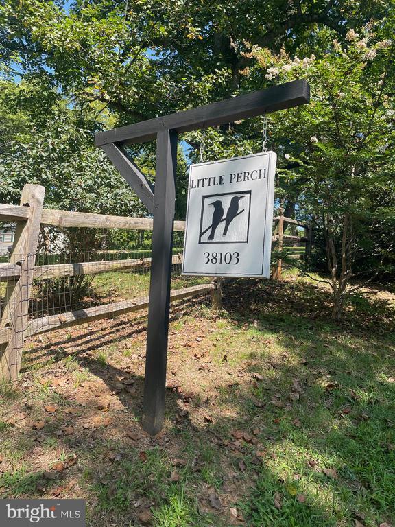 Foto del edificio - 38103 Homestead Farm Ln