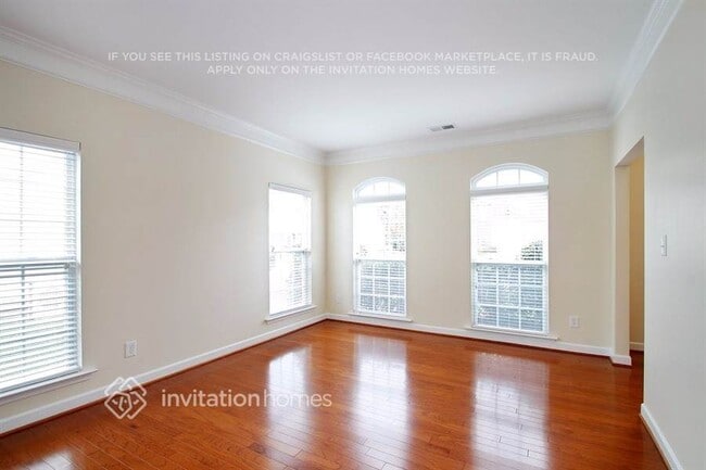 Foto del edificio - 4815 St Simons Terrace