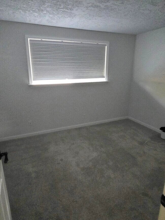 Foto del edificio - 297 Heffley St S