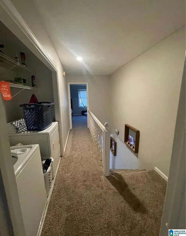 Foto del edificio - 1657 Ashwood Ln