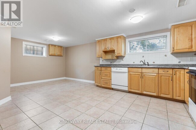 Photo du bâtiment - 236 Woodale Ave