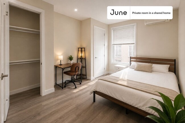 Building Photo - Room in Shared 3 bed/2 bath home in Greenpoint