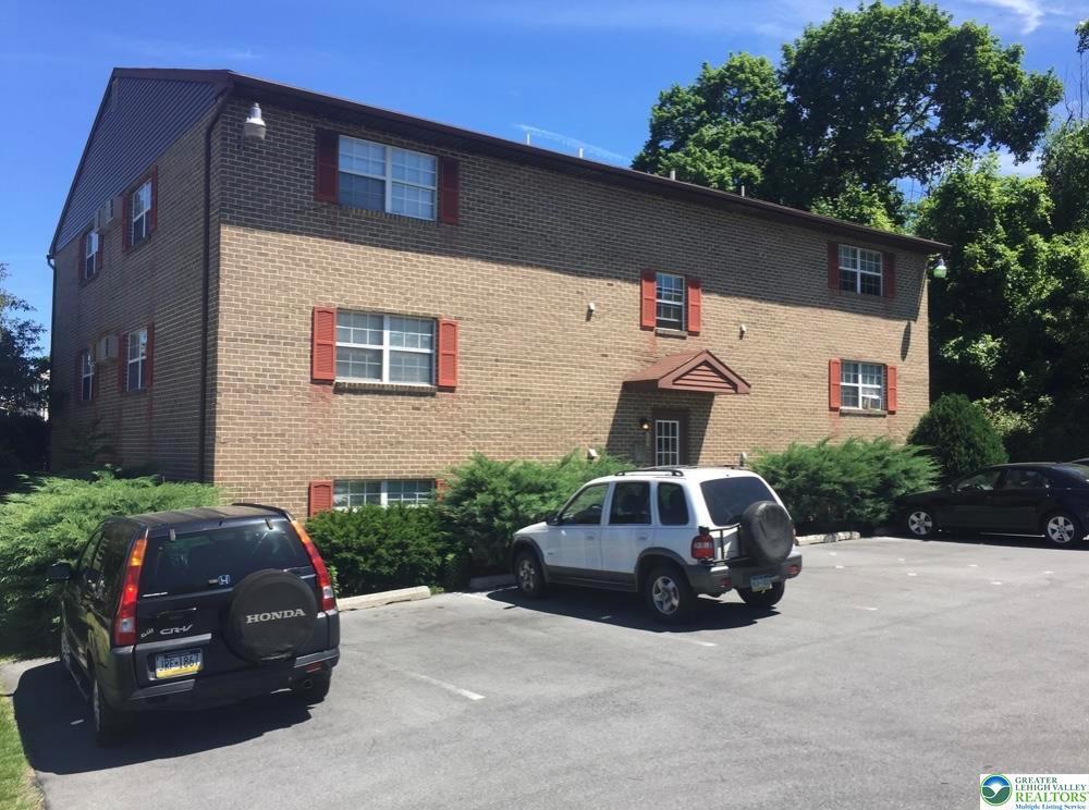 Foto principal - 30 E Wyoming St