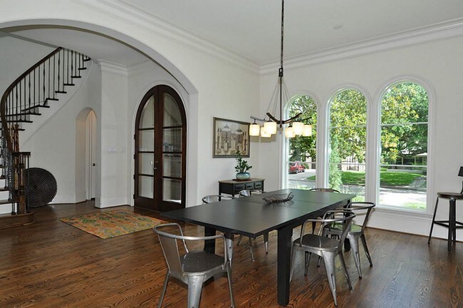 Foto del edificio - 4901 Holt St