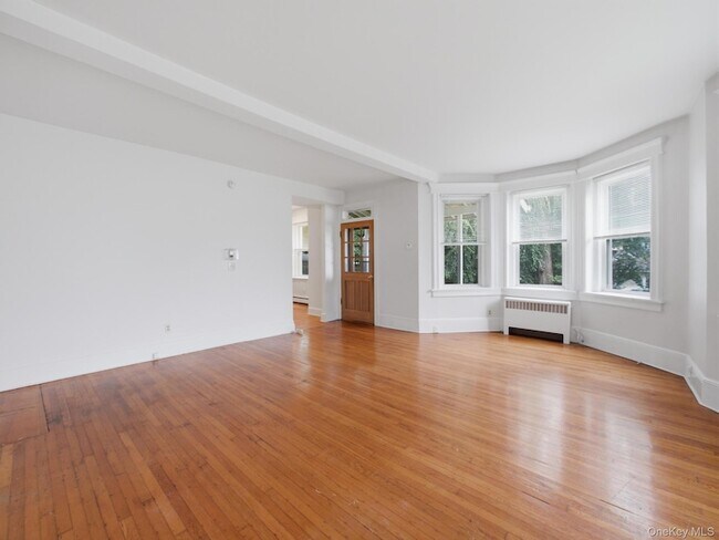 Foto del edificio - 9 Cottage Ave