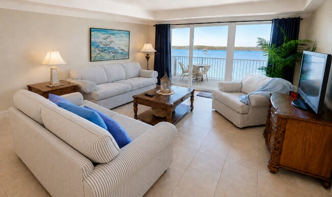 Foto del edificio - 13427 Blue Heron Beach Dr