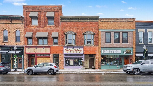 Building Photo - 119 S Main St