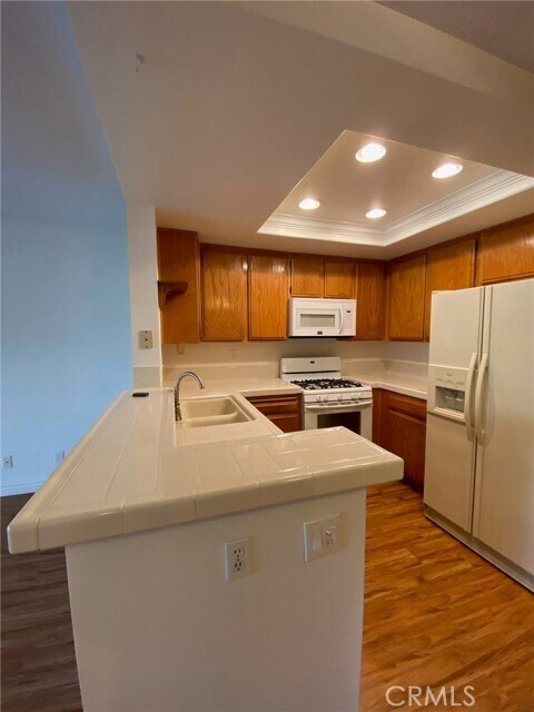 Foto del edificio - 24478 Howes Dr