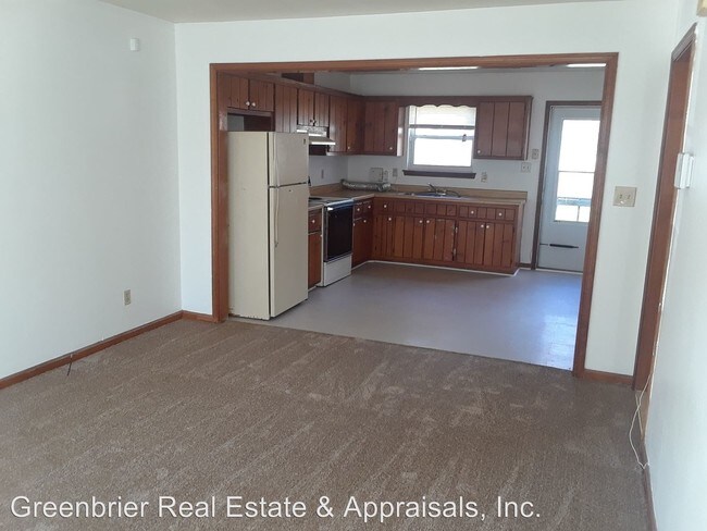 Building Photo - 3 br, 1.5 bath Apartment - 5802 Dunkirk St. B
