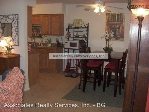 Building Photo - 2302 SW 39th Dr
