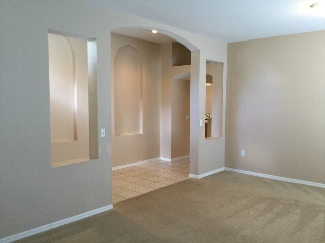Building Photo - 3920 Lockridge Drive
