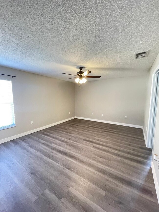 Master BR - 5306 Keely Ct