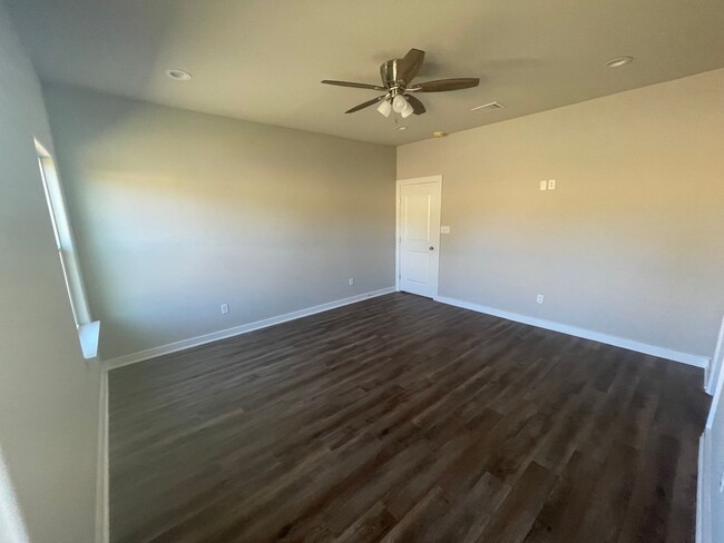 Foto del edificio - Beautiful 3 BR / 2 BA Home in Corsicana!