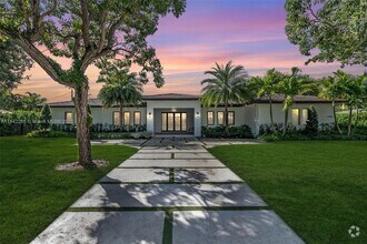 Building Photo - 7720 SW 130th St