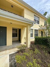 Building Photo - 152 SW Peacock Blvd