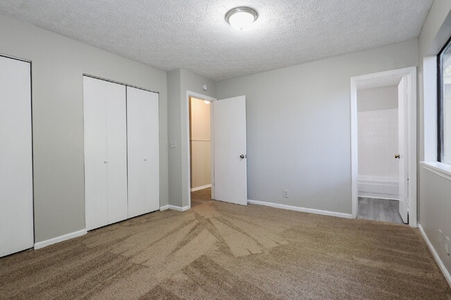 Building Photo - 3069 Caliente Ln