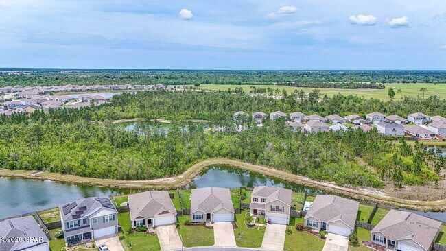 Foto del edificio - 7154 Riverbrooke St