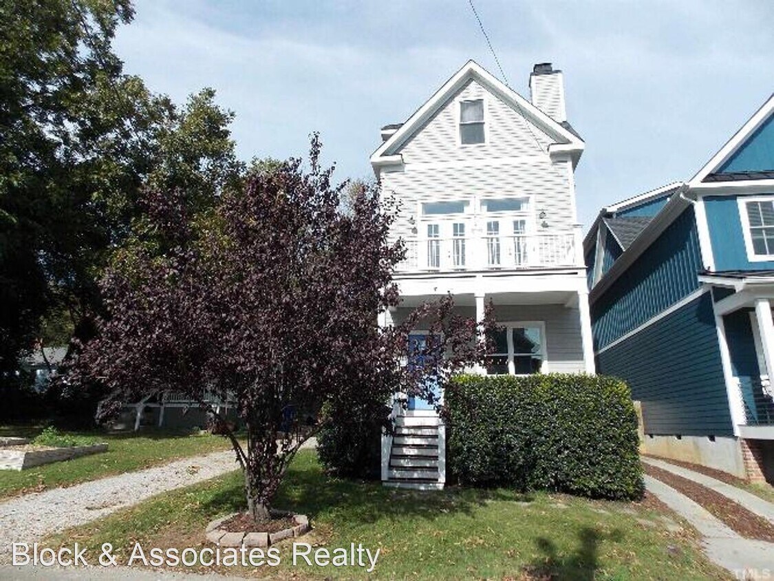 3 br, 2.5 bath House 628 Dorothea Drive House Rental in Raleigh, NC
