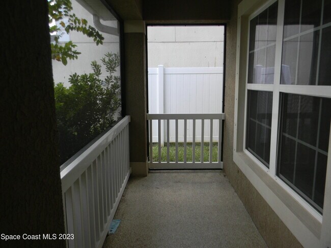 Foto del edificio - 1576 Alaqua Way