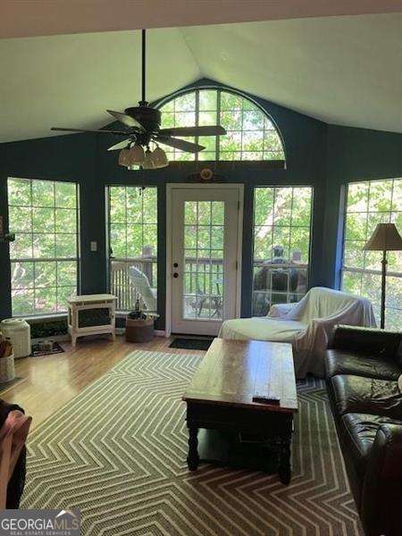 Foto del edificio - 515 Cypress Pointe St
