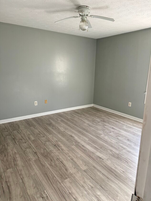 Foto del edificio - 55 Magnolia Dr