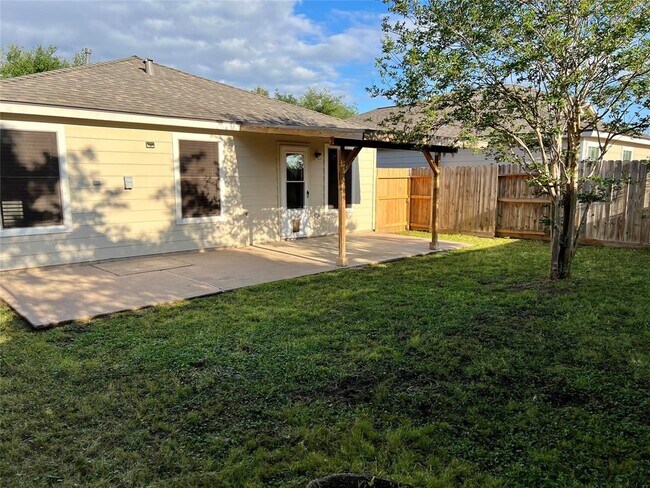Building Photo - 16410 Kendons Way Ln