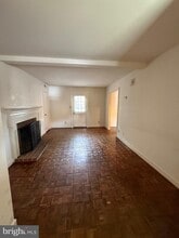 Building Photo - 1446 Kenmore Ave