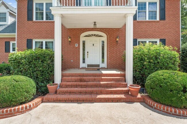 Foto del edificio - 4101 Lakeland Hills Dr