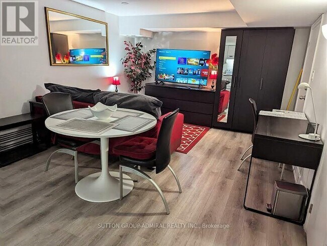 Photo du bâtiment - 498 Hidden Trail