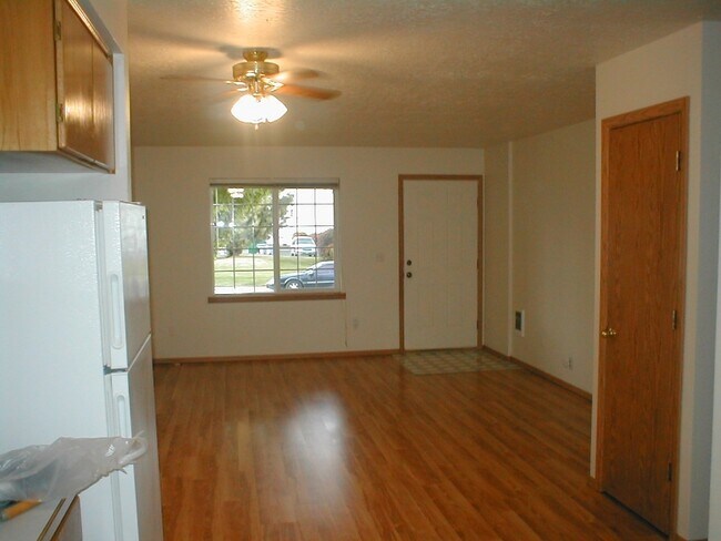 Foto del edificio - 1668 SW Fellows St